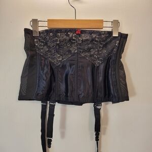 Vintage Lady Marlene Waist Corset Black Lace Bustier Shapewear - Size 30